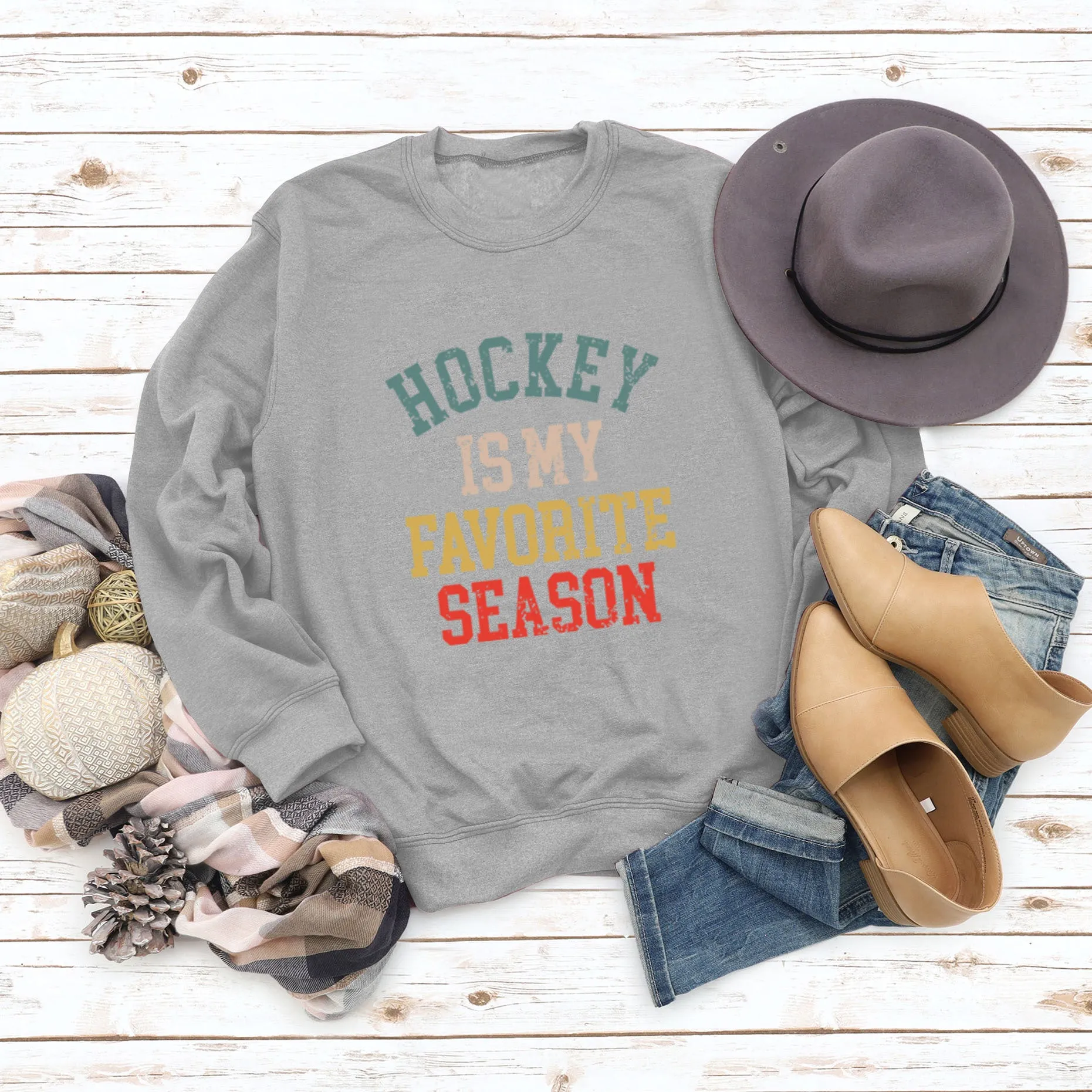 HOCKEY IS MY FAVORITE Letter Round Neck Plus Size Long Sleeve Sweater Girl