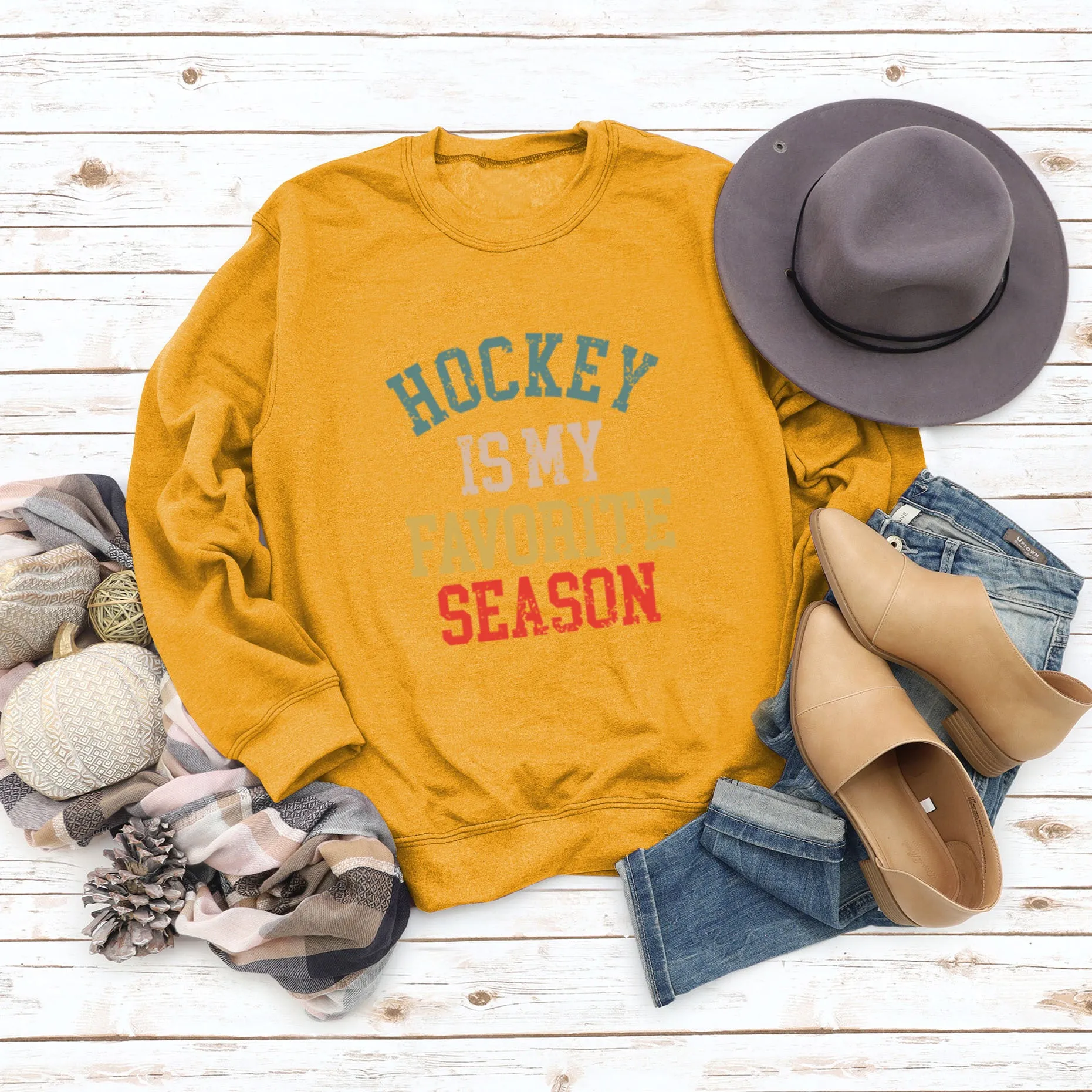 HOCKEY IS MY FAVORITE Letter Round Neck Plus Size Long Sleeve Sweater Girl