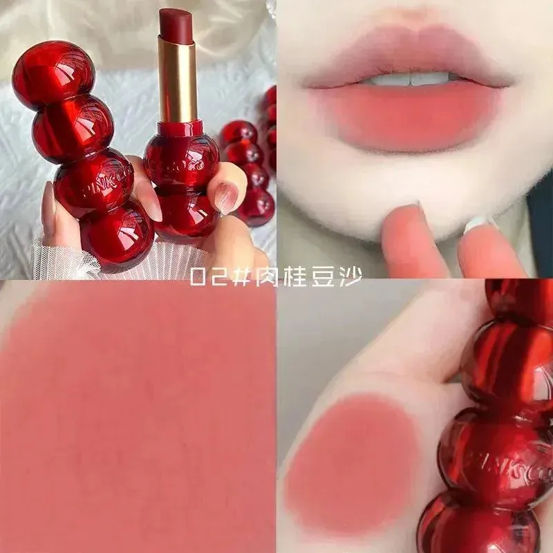 Waterproof Velvet Lipstick - Long-Lasting Matte Nude Lip Tint